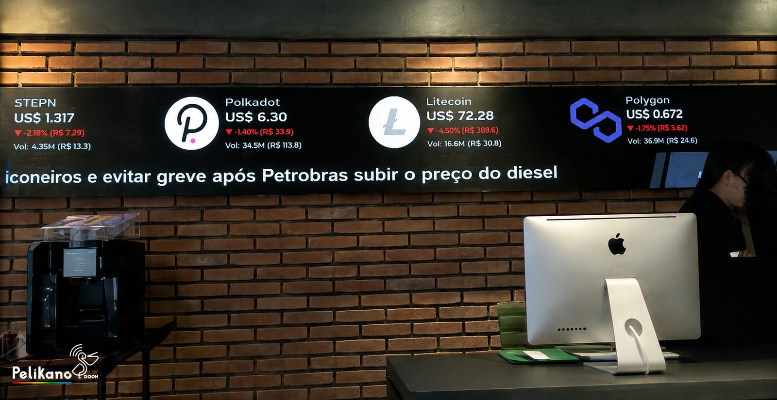 Sinalização digital em loja de varejo — foto 1